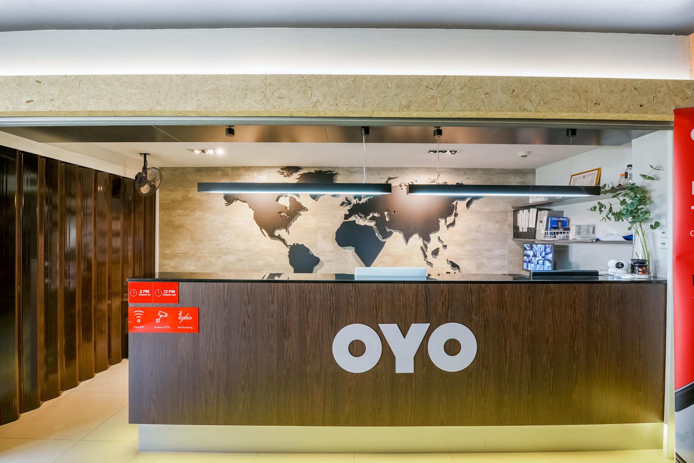 Vaccinated Staff - Oyo 137 Kitzio House Hotell Bangkok Eksteriør bilde